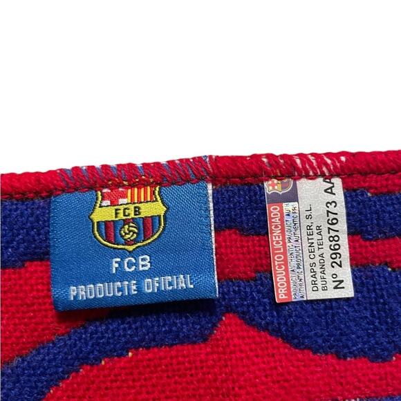 FC BARCELONA RALLY REVERSIBLE FAN SCARF - Picture 5 of 6
